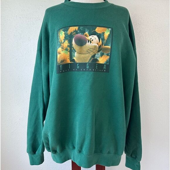 EUC Disney Tigger Women’s Crewneck - Picture 1 of 7